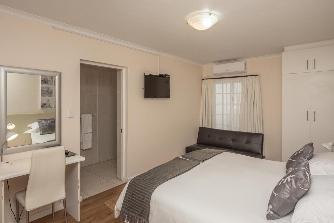 Millard Crescent Guest House Port Elizabeth Eksteriør billede
