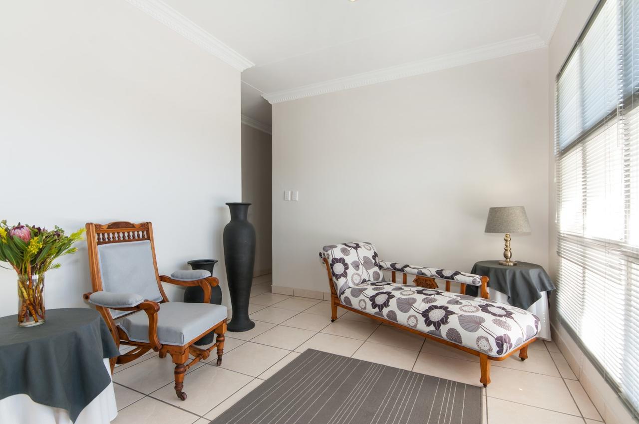Millard Crescent Guest House Port Elizabeth Eksteriør billede